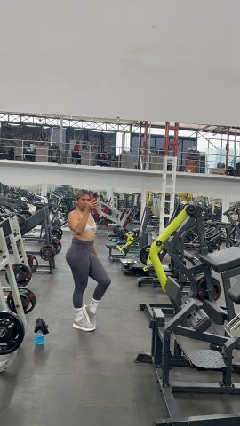 Paula Denisse Cisneros 