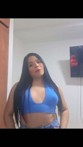 Bella April 