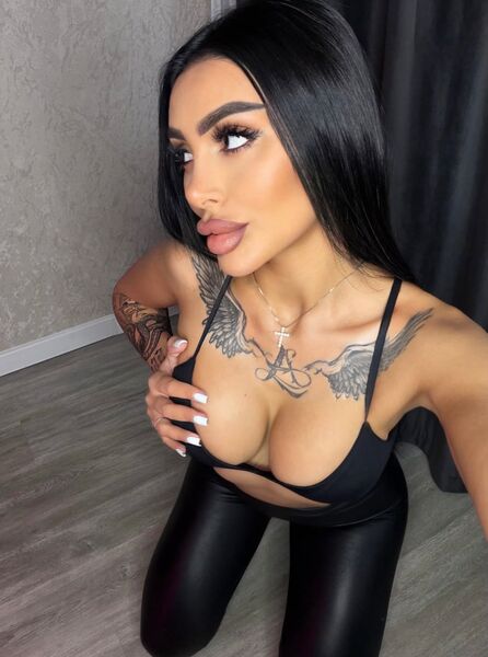 Julia Love