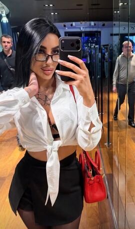Julia Love