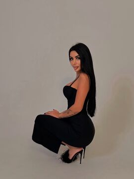 Julia Love