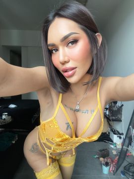 Top Clara