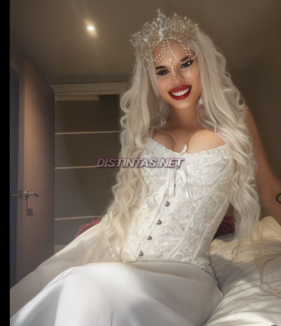 Melanie Jolie