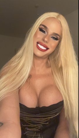 Melanie Jolie