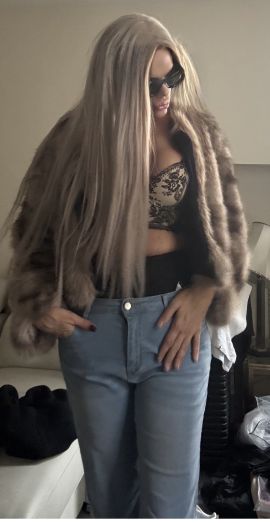 Melanie Jolie
