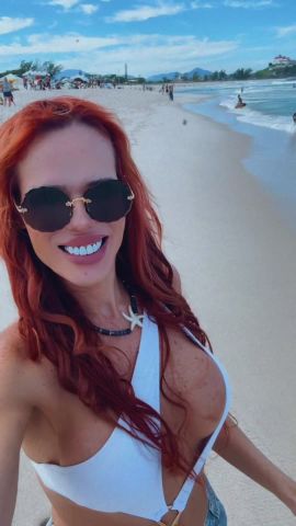 Melanie Jolie