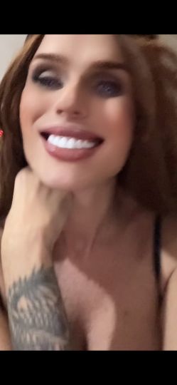 Melanie Jolie
