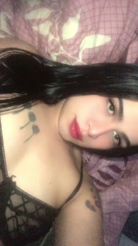 Jazmin hot