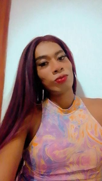Hola Amor soy Natasha Quintero una chica trans nueva resien llegada vergona activa pasiva versátil fiestera juguetona 🥵🔥🦜🎉🎉🦜🔥
