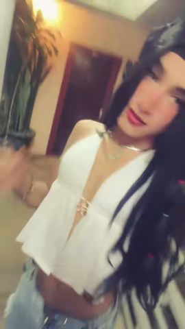 Daniela Hot
