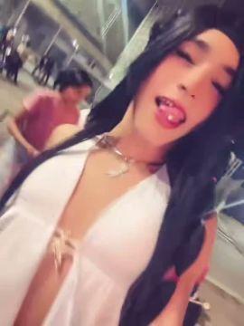 Daniela Hot