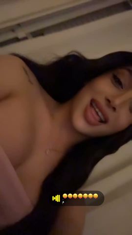 ANJIE KMAL