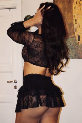 Vivi Hot