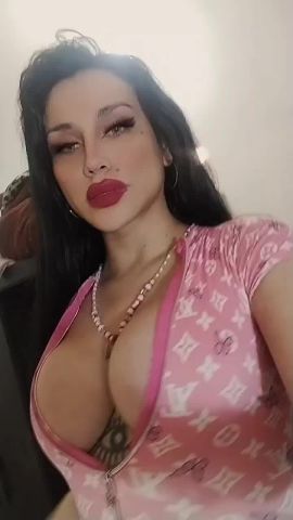 Erika Alexandra 