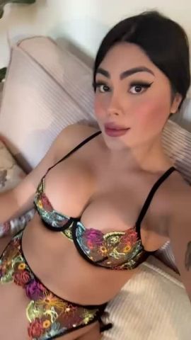 Danna Paola