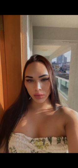 Dyana Paris 