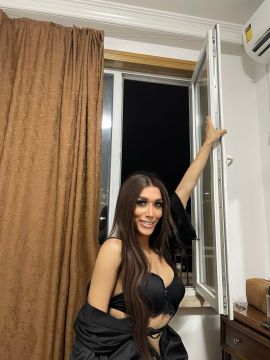 Monica Brava