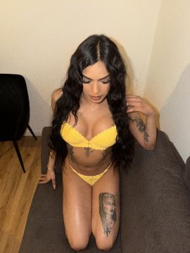 Samantha S 