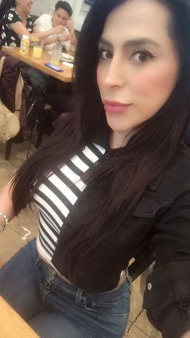 Angie Medellín 
