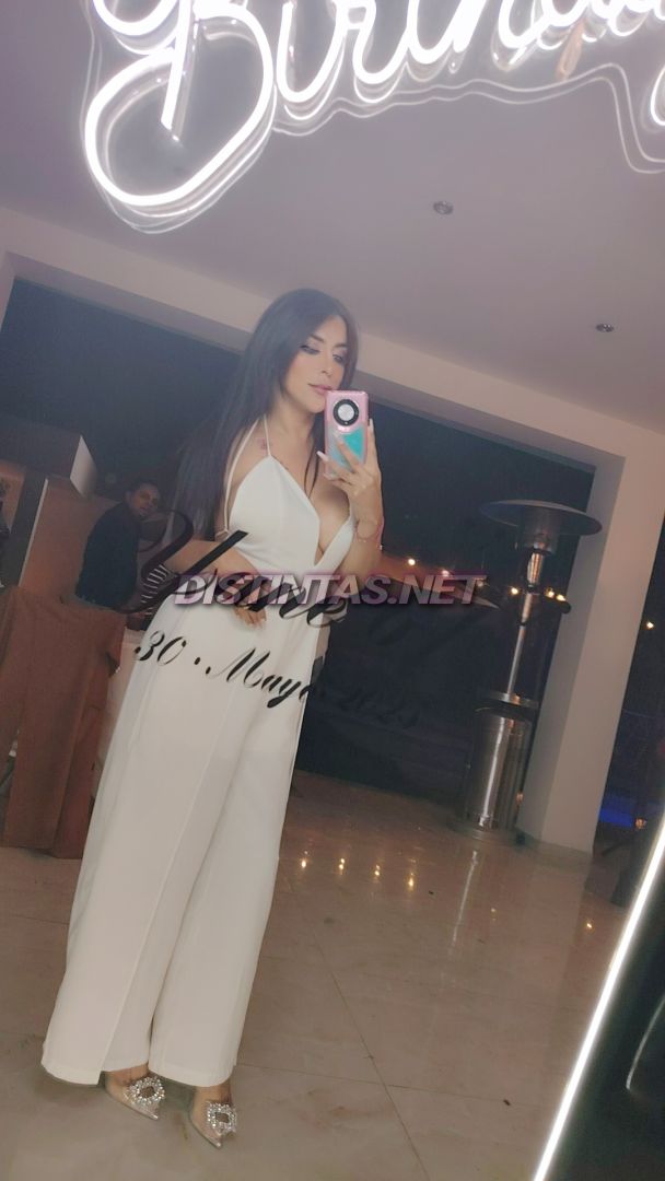 Angie Medellín 