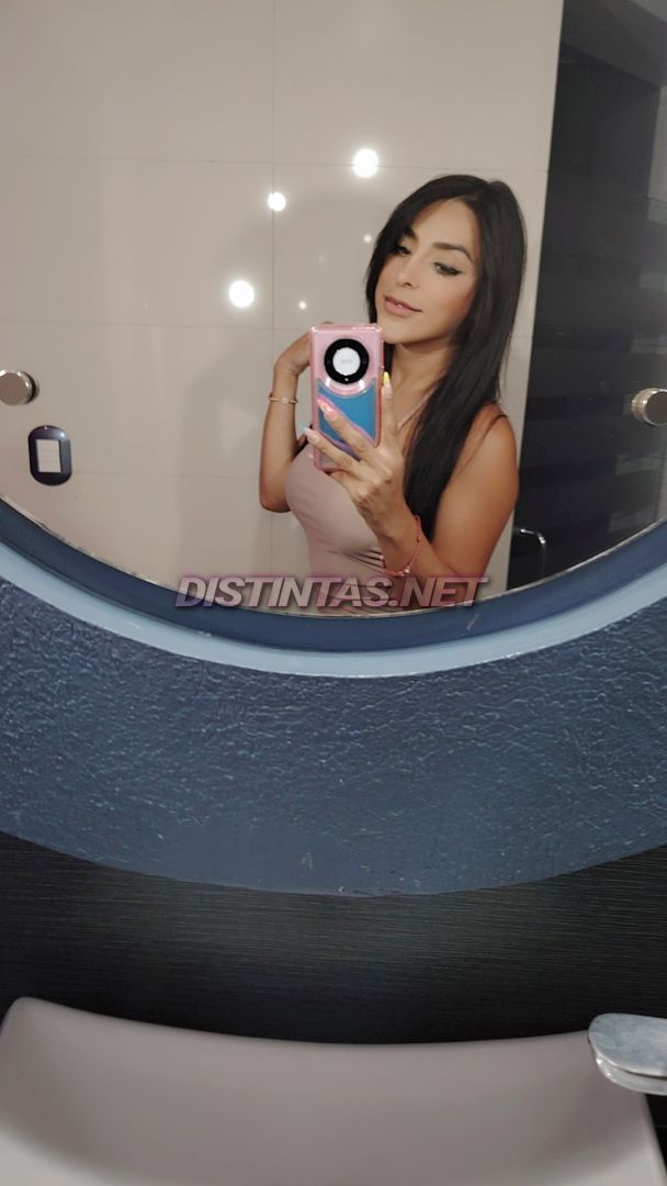 Angie Medellín 