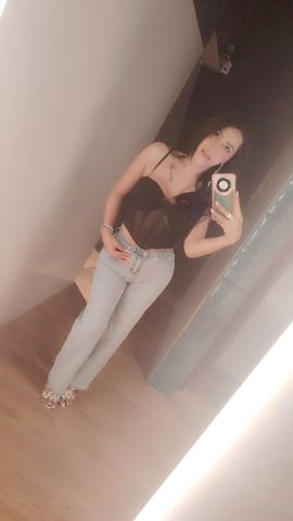 Angie Medellín 