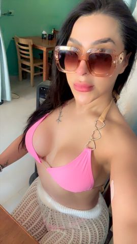 Angie Medellín 