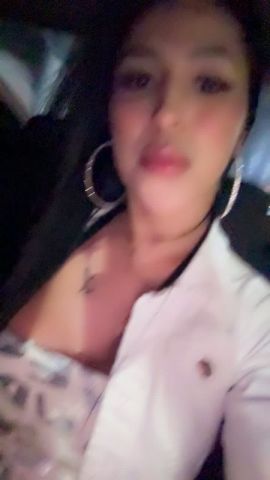 Angie Medellín 