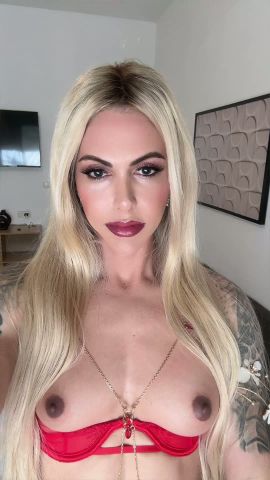 Ts Soraya Santine 