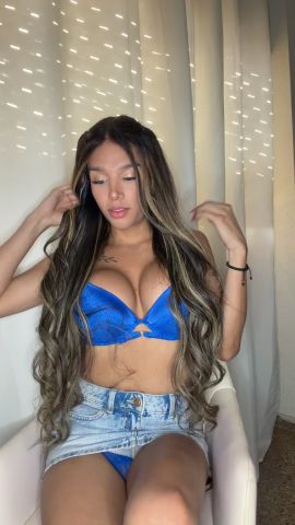 Daniela Xl