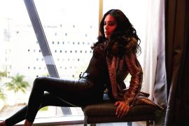     Sophisticated Latina Beauty
