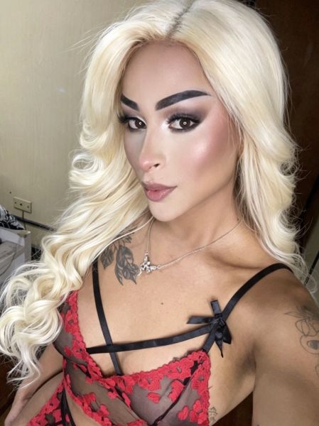 Hola buen, disfruta conmigo de mi servicio, soy una niña trans complaciente, versátil, , culona y tetona lo mejor de los dos mundos femenina, pero con un pene grande la pasamos Super rico, soy versátil, pero vamos a ser activa muy femenina lo único que siempre digo es que respeten mis precios, si va a haber personas más baratas que yo, pero no van a valer la pena se los aseguro  no atiendo números privados por qué no los puedo bloquear y la mayoría sólo molestan


Hi there! Come enjoy my services.    


 I’m a trans girl who loves to please; I’m versatile and curvy, with a big butt and big tits—offering the best of both worlds. I’m feminine but have a big penis, and we’ll have an amazing time together. I’m versatile, though I prefer to be active. The only thing I ask is that you respect my rates; sure, there may be others who are cheaper, but I guarantee they won't be worth it.