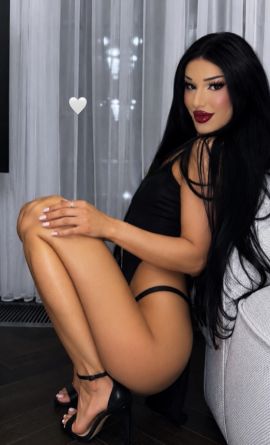 Cassandra Linz
