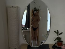 Mia Roth