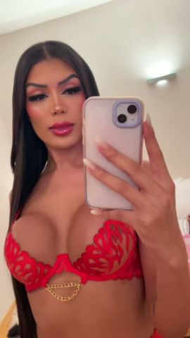  Haysha Denaro 