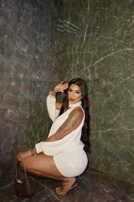  Haysha Denaro 