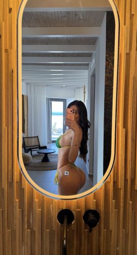 Yessenia Foxx