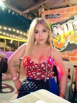  Sweet Nicole