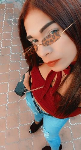Nahomis rojas