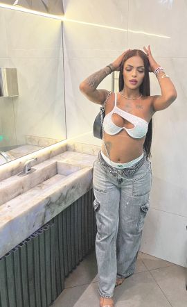 Ayalla douée