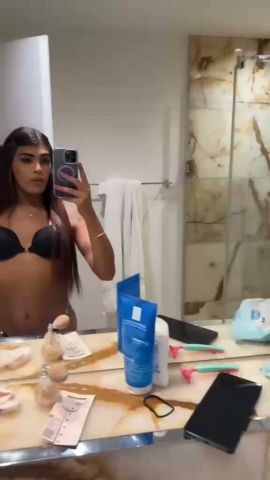 Alejandra lozan