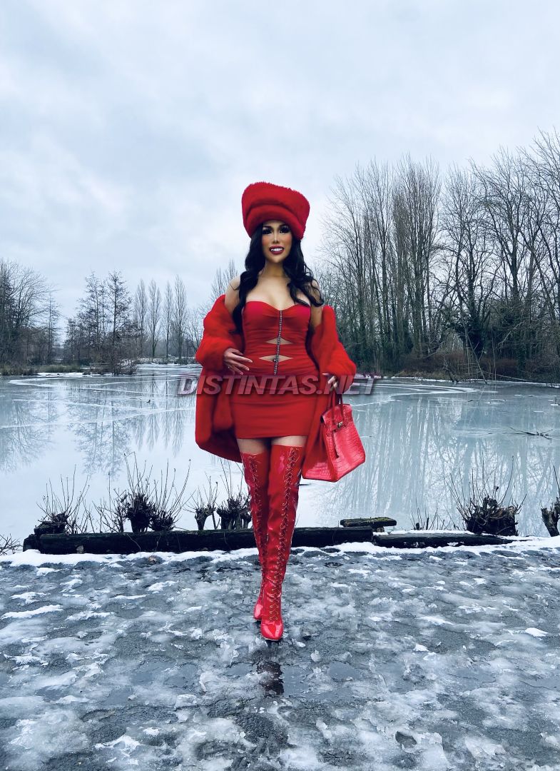 Anita Vogue