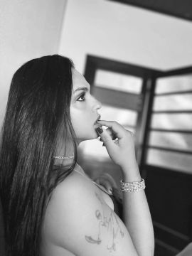 Agatha Zari 