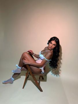 Stephanie 