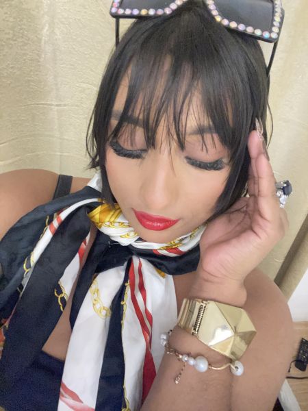 difruta de mis servicios soy alguien discreta y cariñosa ven unas buena
Opción 