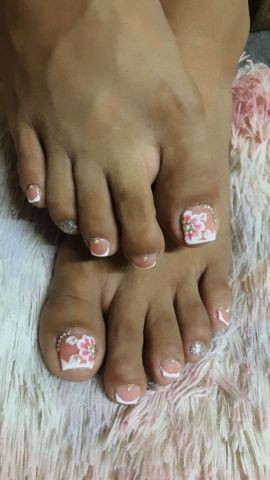 Mareliza Flores