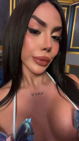 Ash Veronica