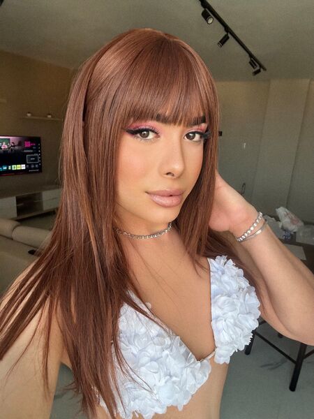 CLARA ANDRADE