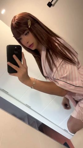 CLARA ANDRADE 