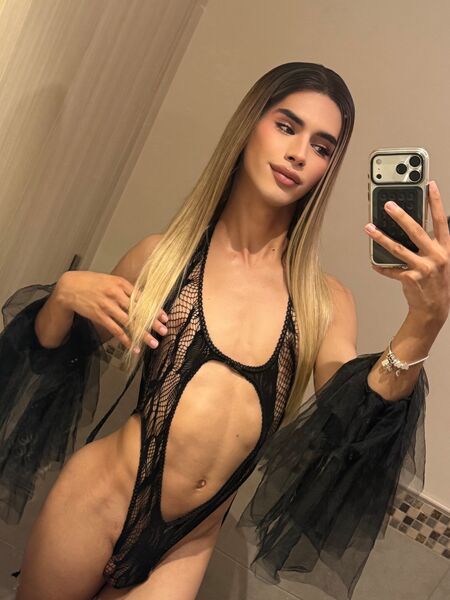 Escort Trans Italy en Dubai